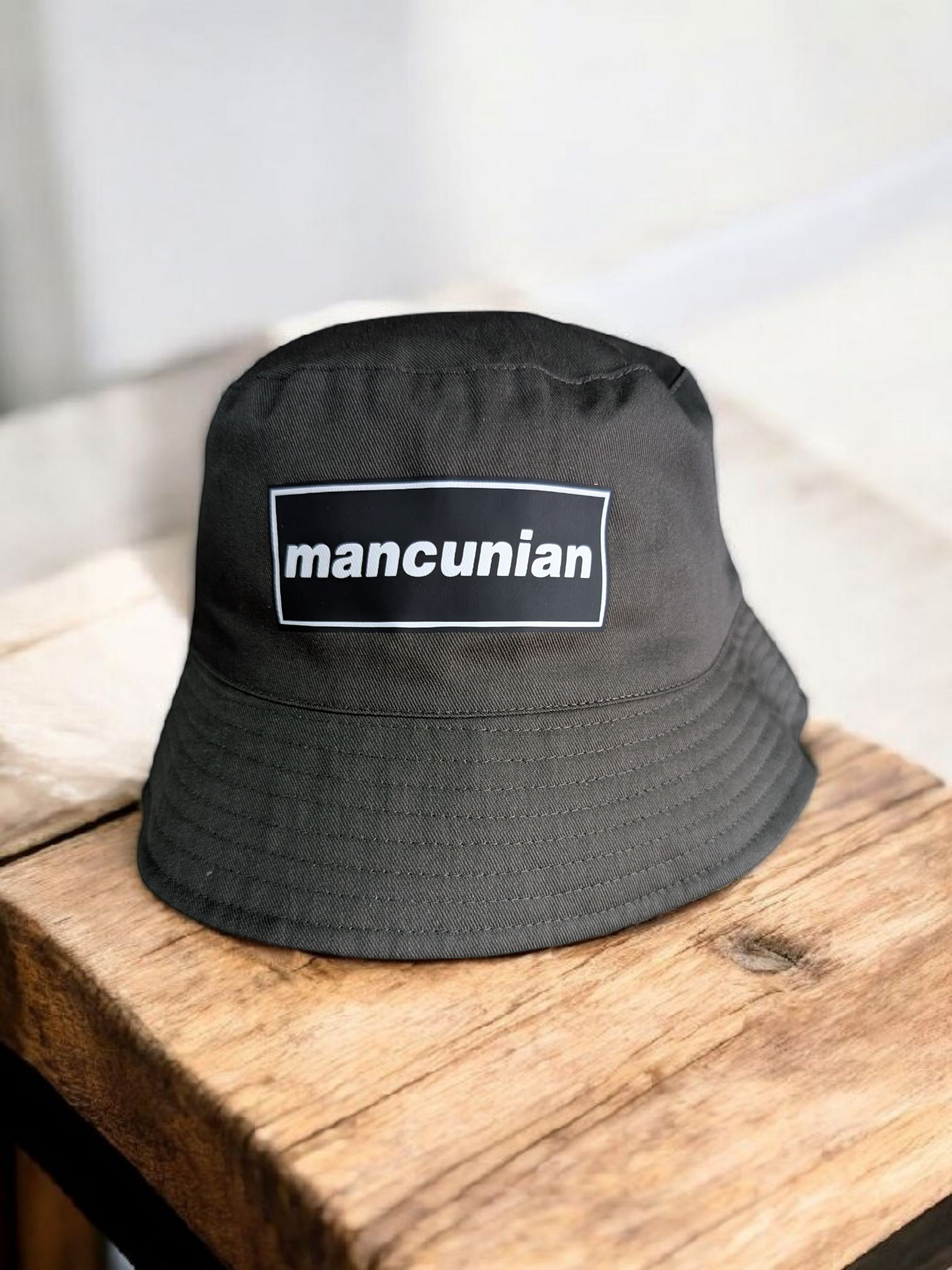 Oasis-Inspired Mancunian  Bucket Hat – Reunion Vibes, Streetwear Aesthetic